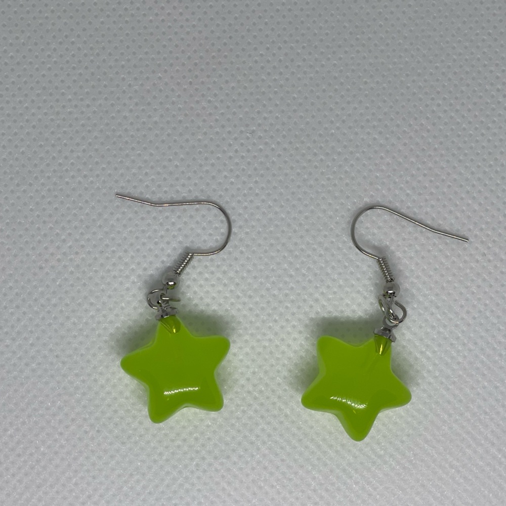 Lime green star earring
